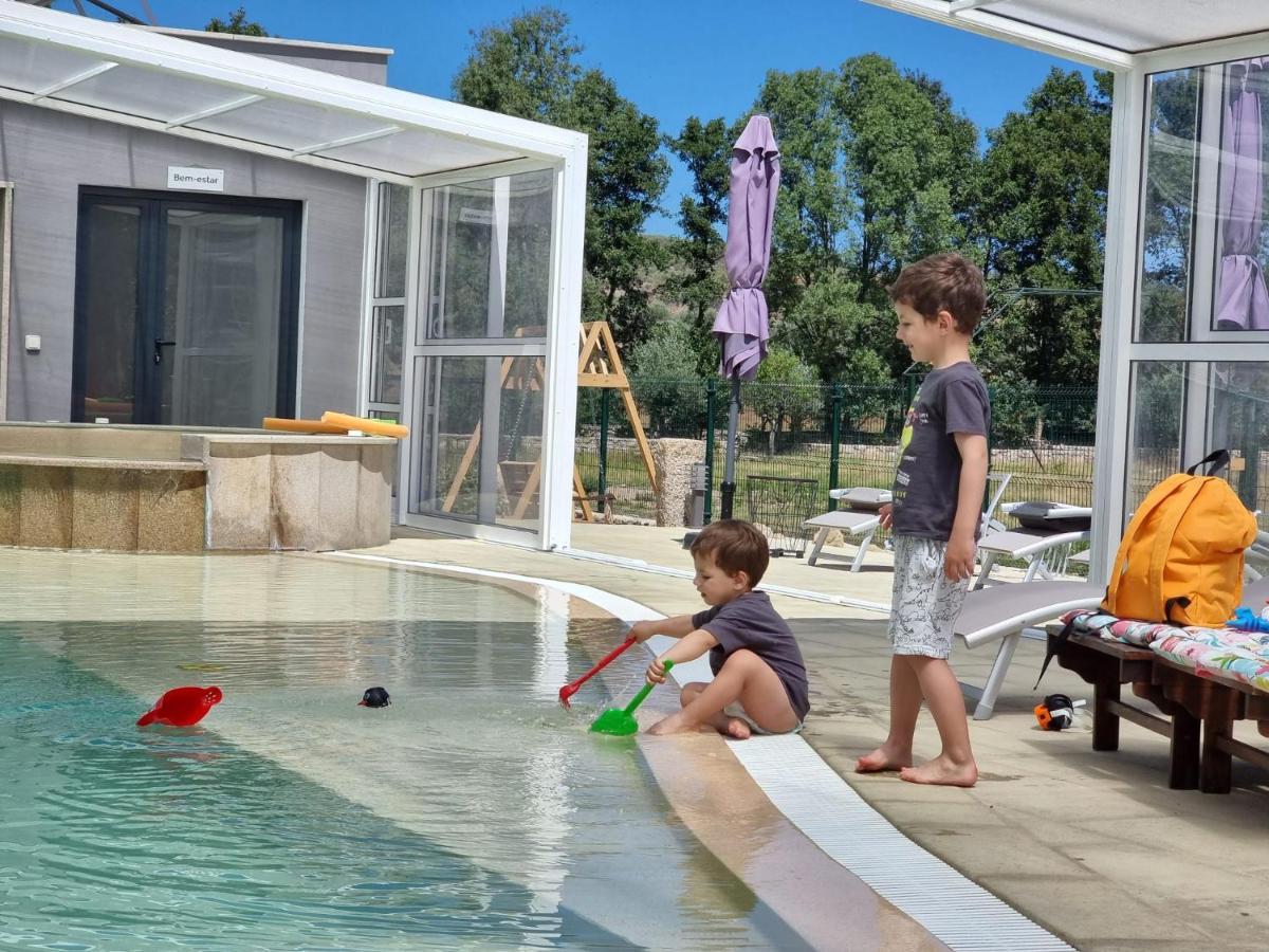 Arca Dos Animais - Farming & Spa คาสเตโลแบรนโค ภายนอก รูปภาพ